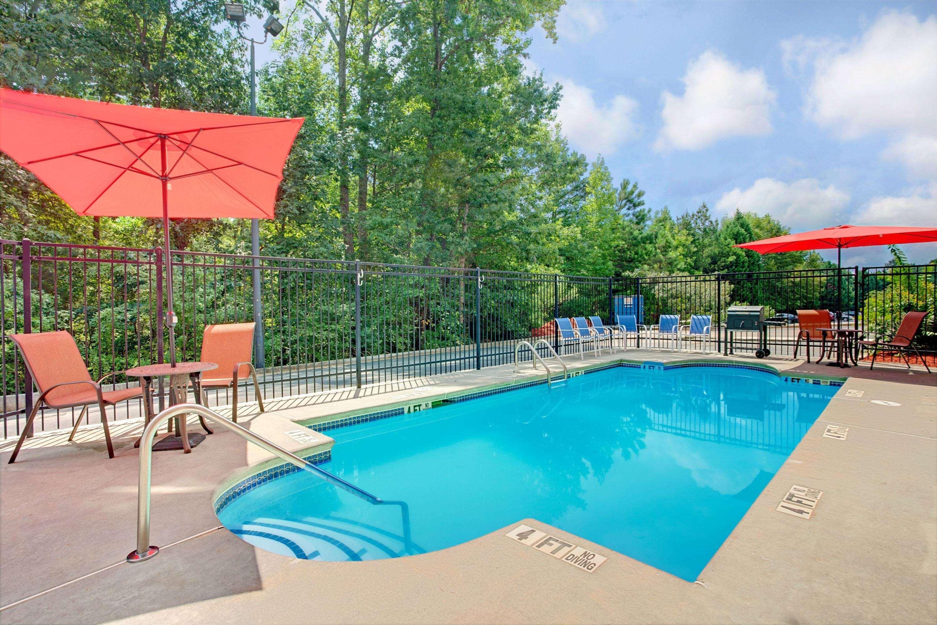 Microtel Inn & Suites By Wyndham Stockbridge/Atlanta I-75 Bagian luar foto