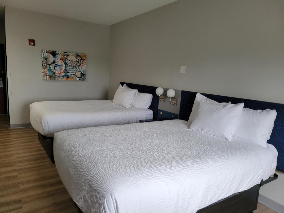 Microtel Inn & Suites By Wyndham Stockbridge/Atlanta I-75 Bagian luar foto